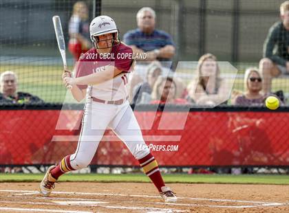 Thumbnail 3 in Winder-Barrow @ Lassiter (GHSA 6A 1st Round Playoff - Game 1) photogallery.