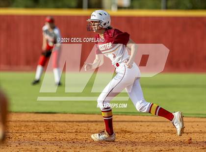 Thumbnail 1 in Winder-Barrow @ Lassiter (GHSA 6A 1st Round Playoff - Game 1) photogallery.