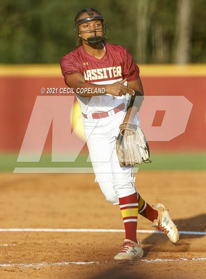 Thumbnail 3 in Winder-Barrow @ Lassiter (GHSA 6A 1st Round Playoff - Game 1) photogallery.