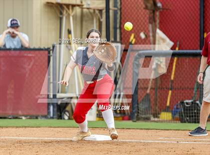 Thumbnail 3 in Winder-Barrow @ Lassiter (GHSA 6A 1st Round Playoff - Game 1) photogallery.