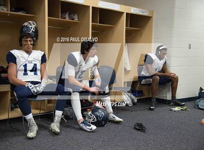 Thumbnail 3 in Valor Christian vs. Pomona (CHSAA 5A State Final) photogallery.