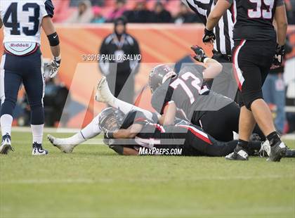 Thumbnail 3 in Valor Christian vs. Pomona (CHSAA 5A State Final) photogallery.