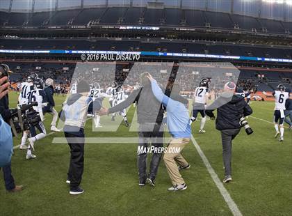 Thumbnail 2 in Valor Christian vs. Pomona (CHSAA 5A State Final) photogallery.