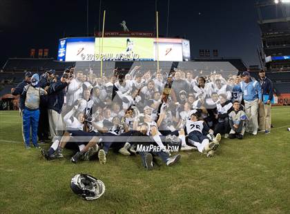 Thumbnail 3 in Valor Christian vs. Pomona (CHSAA 5A State Final) photogallery.