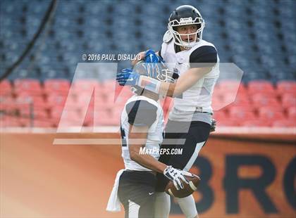 Thumbnail 2 in Valor Christian vs. Pomona (CHSAA 5A State Final) photogallery.