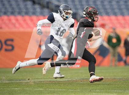 Thumbnail 1 in Valor Christian vs. Pomona (CHSAA 5A State Final) photogallery.