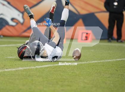 Thumbnail 3 in Valor Christian vs. Pomona (CHSAA 5A State Final) photogallery.