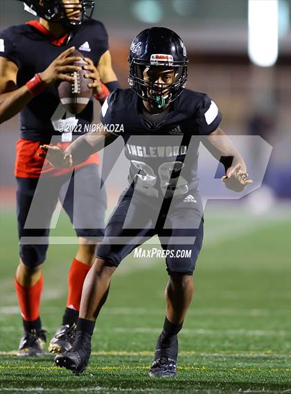 Thumbnail 2 in Inglewood vs. Lawndale photogallery.