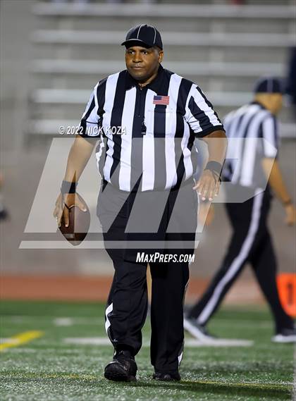Thumbnail 1 in Inglewood vs. Lawndale photogallery.