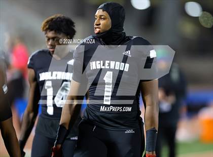 Thumbnail 1 in Inglewood vs. Lawndale photogallery.