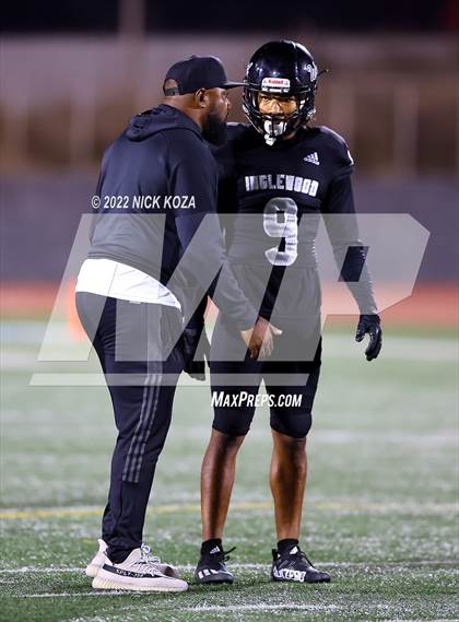 Thumbnail 2 in Inglewood vs. Lawndale photogallery.