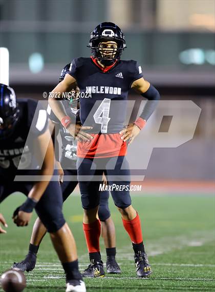 Thumbnail 2 in Inglewood vs. Lawndale photogallery.