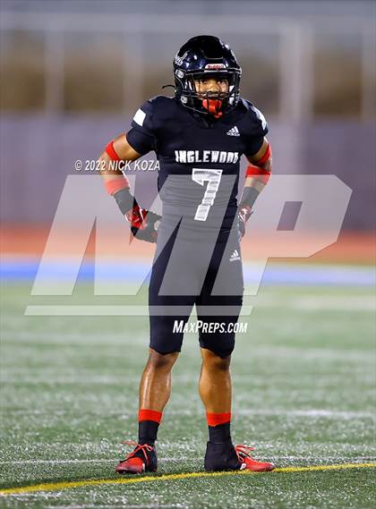 Thumbnail 3 in Inglewood vs. Lawndale photogallery.