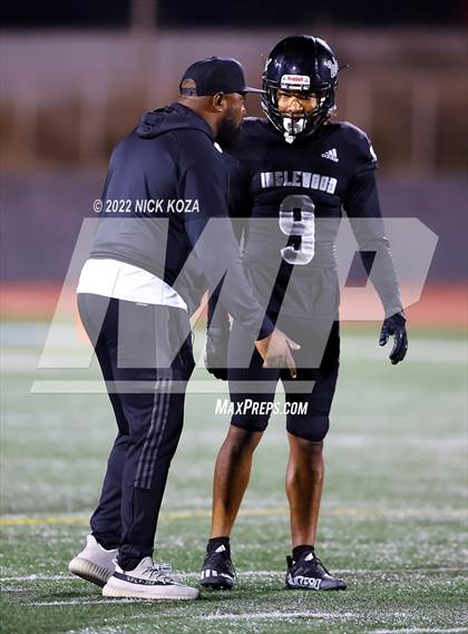Thumbnail 1 in Inglewood vs. Lawndale photogallery.