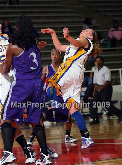 Thumbnail 1 in Eastwood @ Warren (McDonalds Texas Invitational) photogallery.