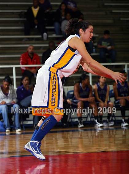 Thumbnail 2 in Eastwood @ Warren (McDonalds Texas Invitational) photogallery.