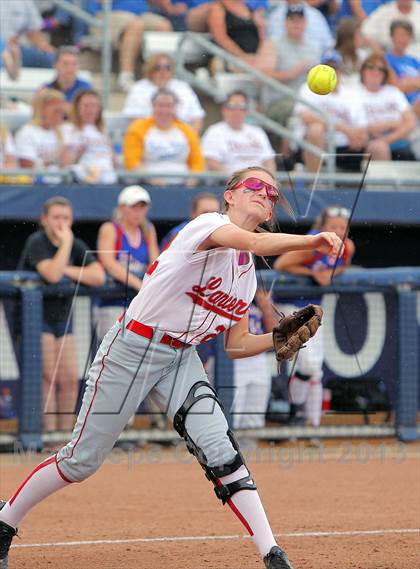 Thumbnail 2 in Williams Valley vs Neshannock (PIAA Class A Final) photogallery.