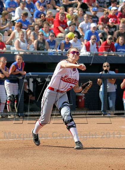 Thumbnail 1 in Williams Valley vs Neshannock (PIAA Class A Final) photogallery.