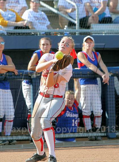 Thumbnail 1 in Williams Valley vs Neshannock (PIAA Class A Final) photogallery.