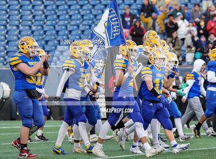 Thumbnail 1 in Hull vs. Randolph (MIAA Division 8 Final) photogallery.