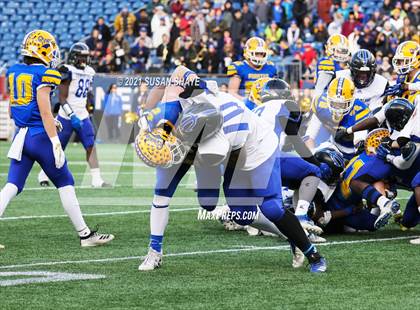 Thumbnail 1 in Hull vs. Randolph (MIAA Division 8 Final) photogallery.