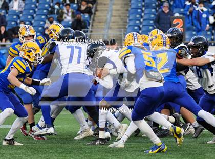 Thumbnail 2 in Hull vs. Randolph (MIAA Division 8 Final) photogallery.