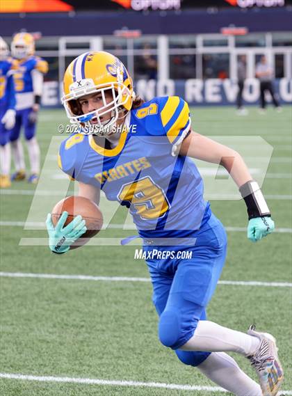 Thumbnail 3 in Hull vs. Randolph (MIAA Division 8 Final) photogallery.