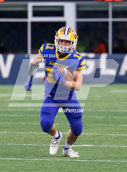 Thumbnail 1 in Hull vs. Randolph (MIAA Division 8 Final) photogallery.