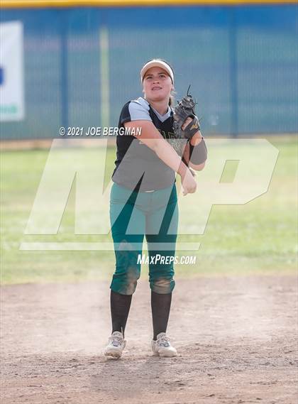 Thumbnail 2 in Sierra Pacific @ Highland (CIF Central Section D5 Semifinal) photogallery.