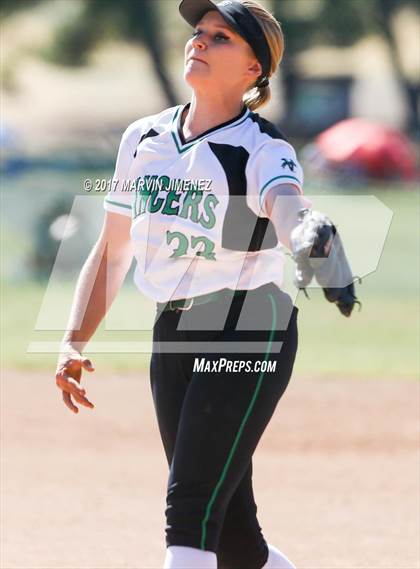 Thumbnail 1 in Rio Mesa vs. Thousand Oaks (Thousand Oaks Tournament) photogallery.