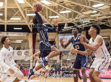 Thumbnail 3 in La Lumiere vs. Patrick School (Spalding Hoophall Classic) photogallery.