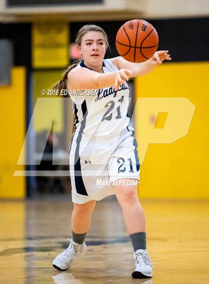 Thumbnail 1 in White Pine vs. Pyramid Lake (Serpent Classic) photogallery.