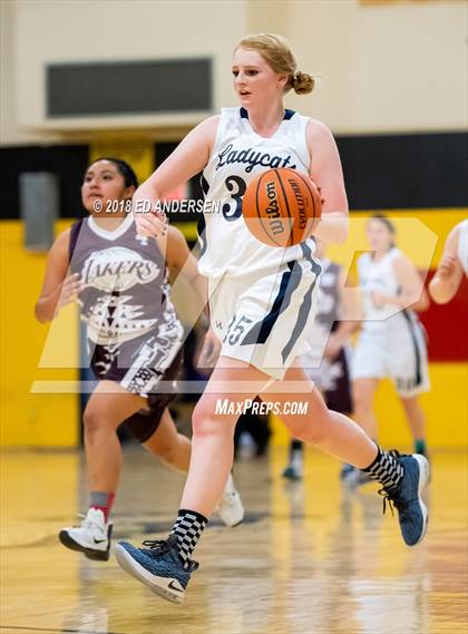 Thumbnail 2 in White Pine vs. Pyramid Lake (Serpent Classic) photogallery.