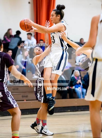 Thumbnail 3 in White Pine vs. Pyramid Lake (Serpent Classic) photogallery.