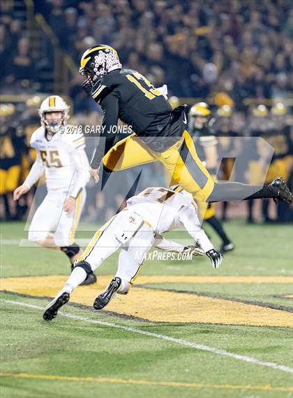 Thumbnail 3 in Del Oro vs. Saint Francis (CIF NorCal D2AA Final) photogallery.