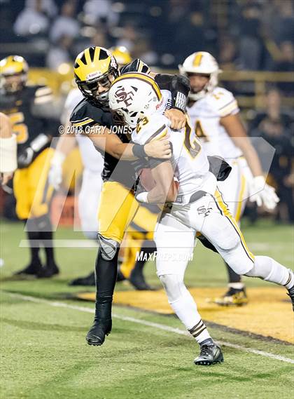 Thumbnail 2 in Del Oro vs. Saint Francis (CIF NorCal D2AA Final) photogallery.