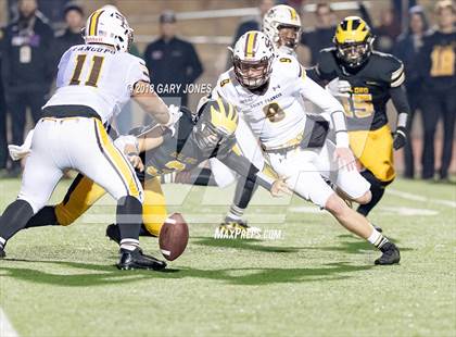 Thumbnail 2 in Del Oro vs. Saint Francis (CIF NorCal D2AA Final) photogallery.
