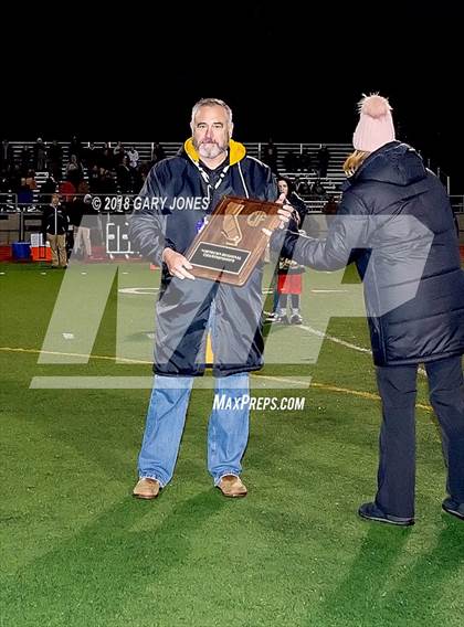Thumbnail 3 in Del Oro vs. Saint Francis (CIF NorCal D2AA Final) photogallery.
