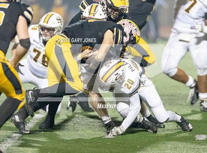 Thumbnail 3 in Del Oro vs. Saint Francis (CIF NorCal D2AA Final) photogallery.
