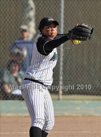 Thumbnail 3 in Casa Roble vs. Rodriguez (CIF SJS D3 Final - Game 1) photogallery.