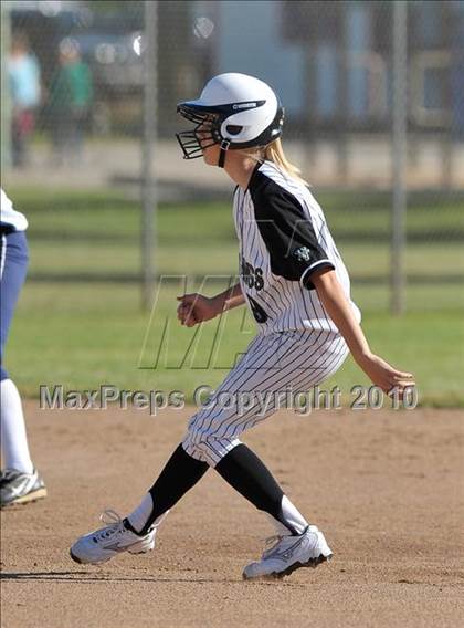 Thumbnail 3 in Casa Roble vs. Rodriguez (CIF SJS D3 Final - Game 1) photogallery.