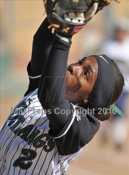 Thumbnail 2 in Casa Roble vs. Rodriguez (CIF SJS D3 Final - Game 1) photogallery.