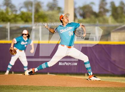 Thumbnail 3 in Plant City @ Lennard photogallery.