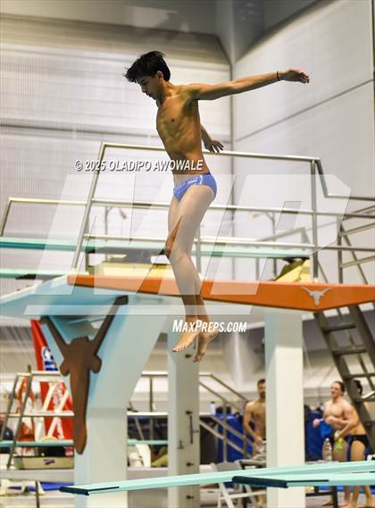 Thumbnail 3 in UIL 6A Swimming & Diving Finals photogallery.