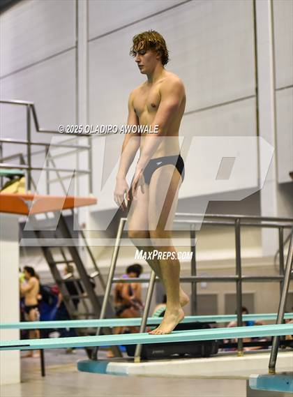 Thumbnail 2 in UIL 6A Swimming & Diving Finals photogallery.