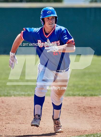 Thumbnail 2 in Christian Brothers vs. Jesuit photogallery.