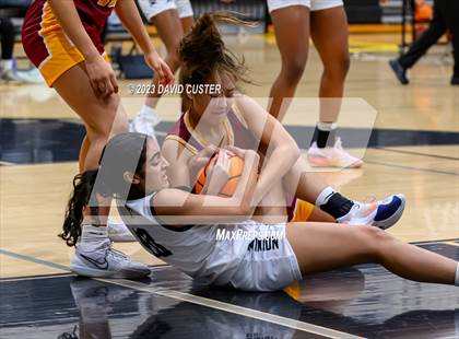 Thumbnail 2 in Oakton @ Dominion photogallery.