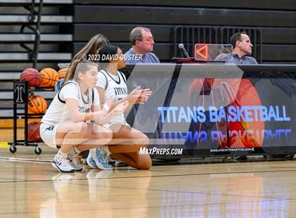 Thumbnail 2 in Oakton @ Dominion photogallery.