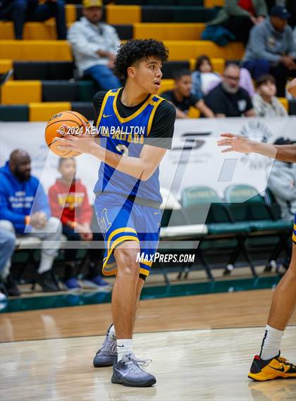 Thumbnail 2 in Redondo Union @ La Mirada (Damian Classic) photogallery.
