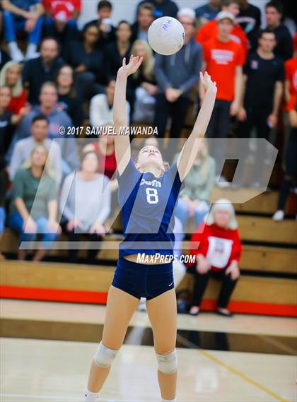 Thumbnail 3 in Corona del Mar vs. Harvard-Westlake photogallery.